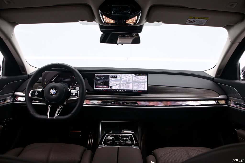 BMW 7 Series, 2026 все фото