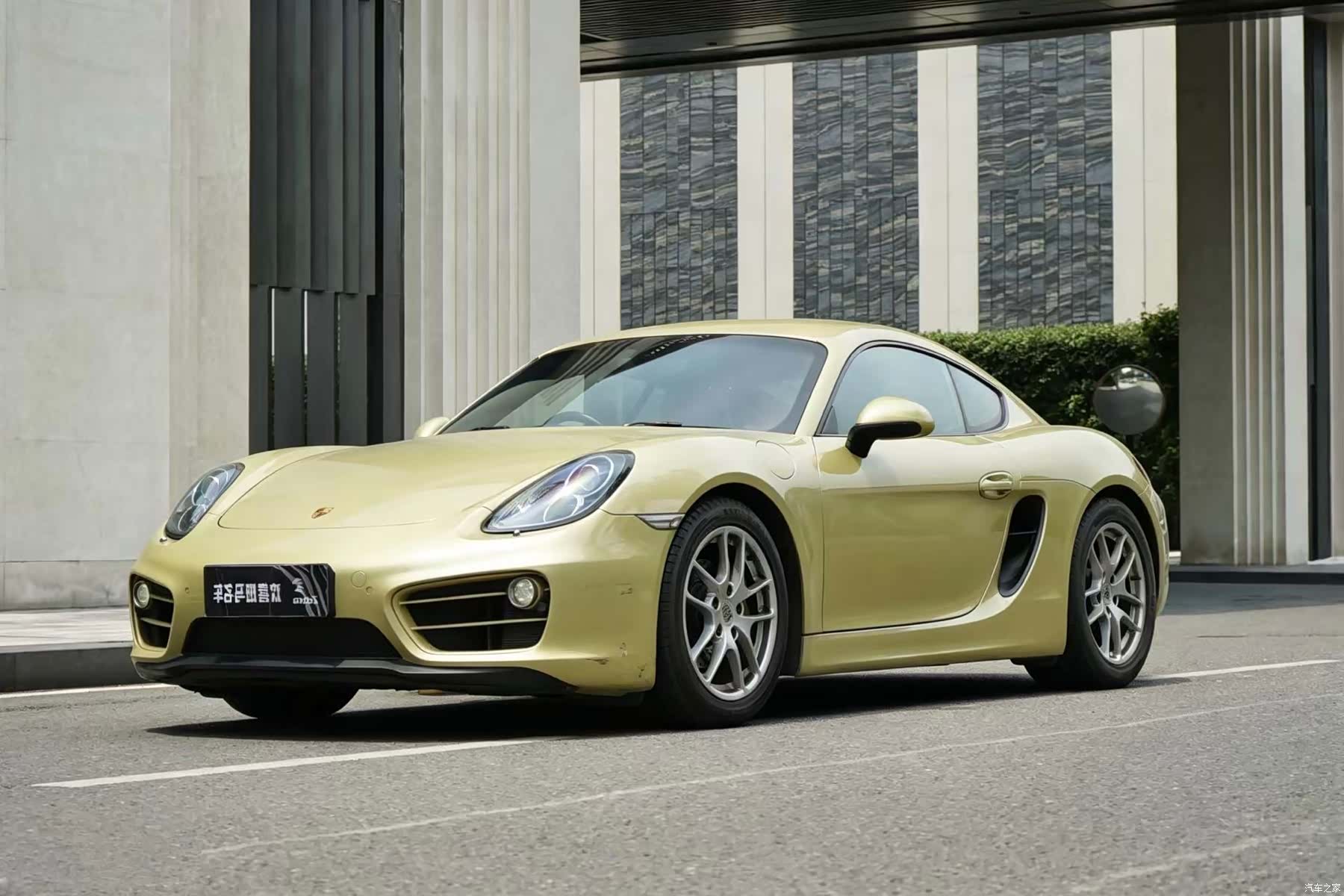Porsche Cayman, 2014 1