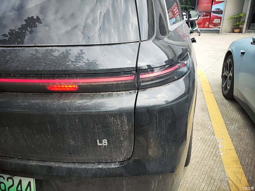Li Auto L8, 2024 8