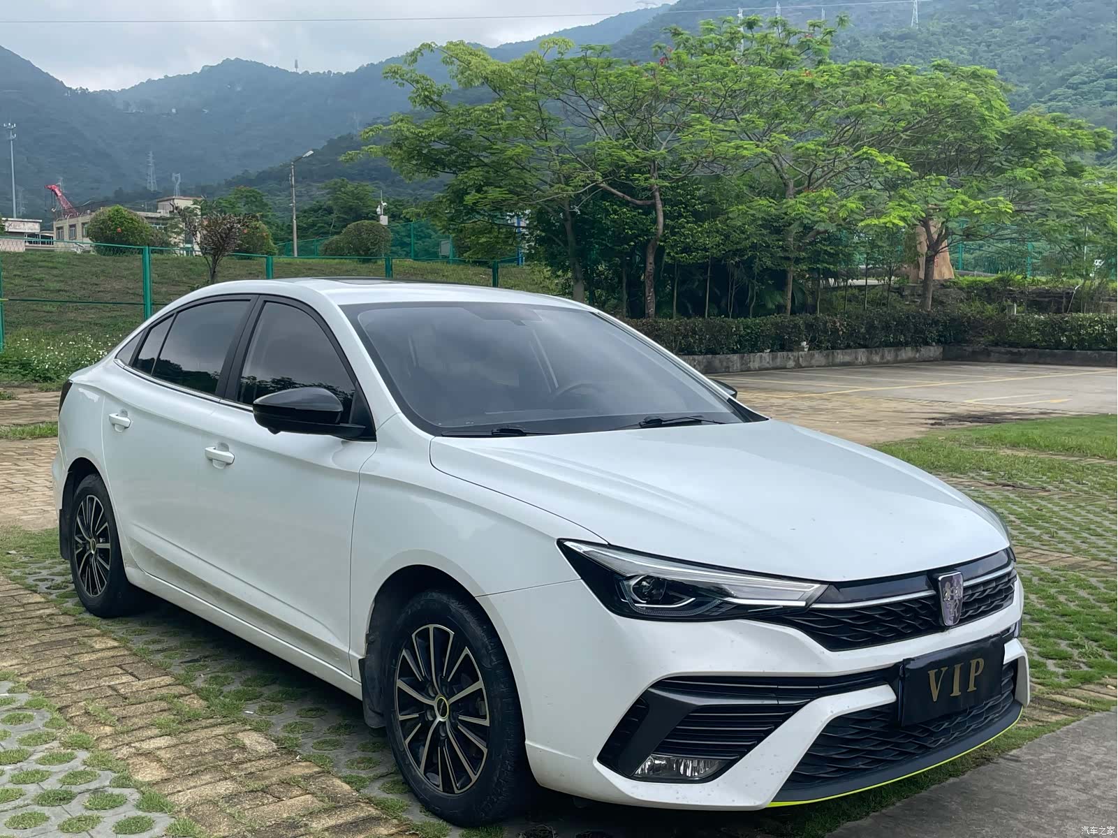 Roewe i5, 2022 3