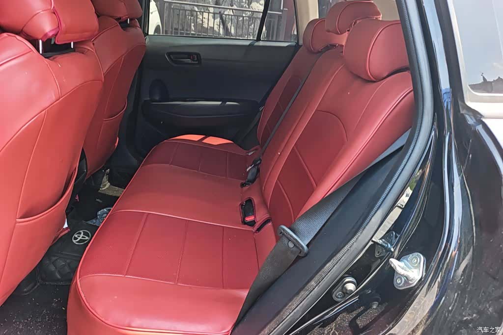 Toyota Frontlander, 2024 11