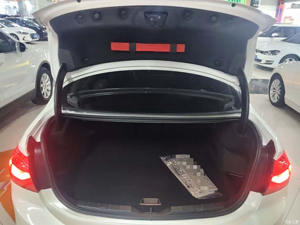 BMW 1 Series, 2017 19