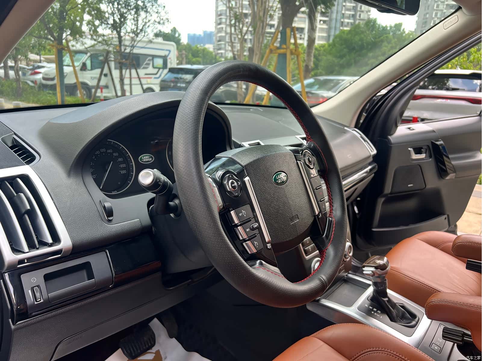Land Rover Si4, 2014 19