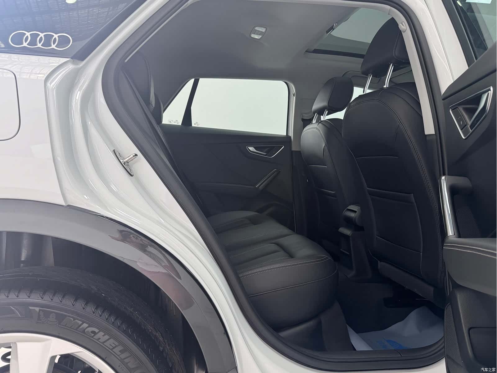 Audi Q2L, 2021 12
