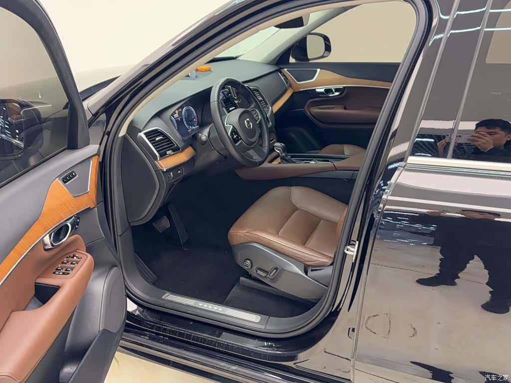 Volvo XC90, 2019 4