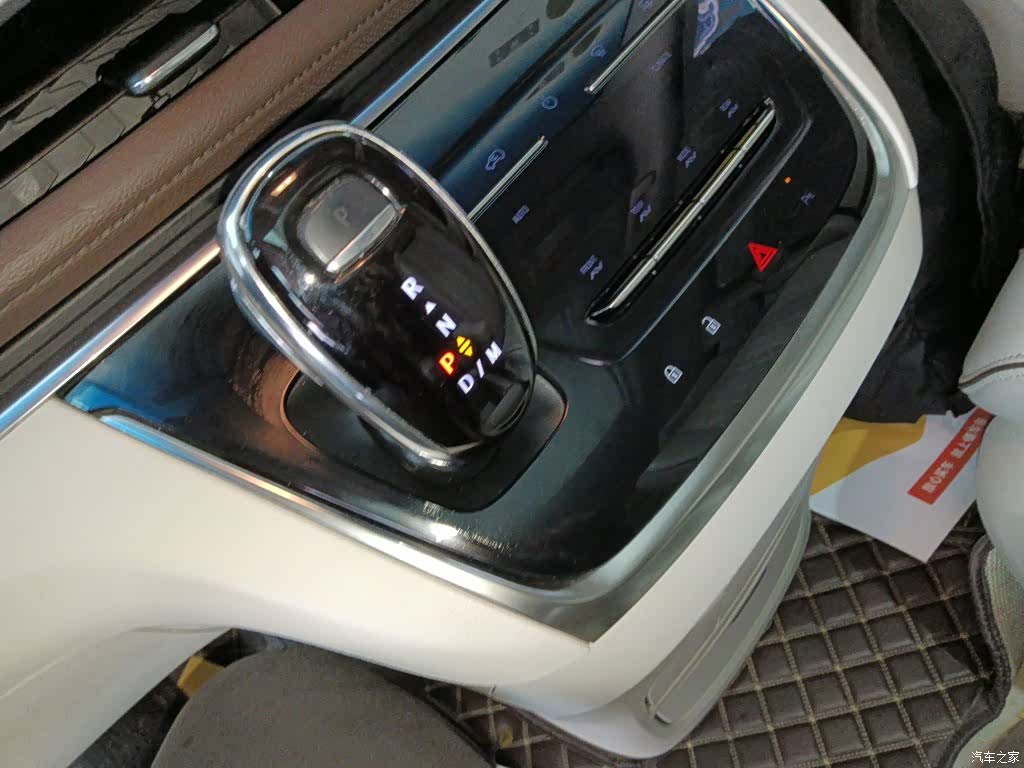Buick GL8, 2023 10