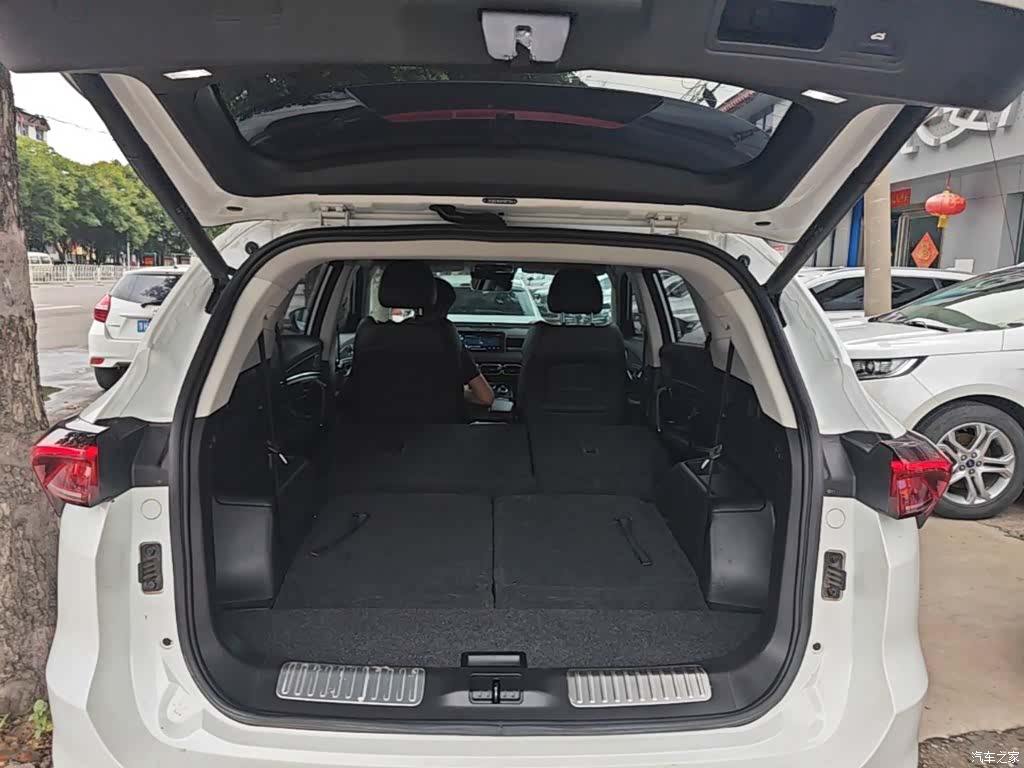 Jetour X70, 2021 19