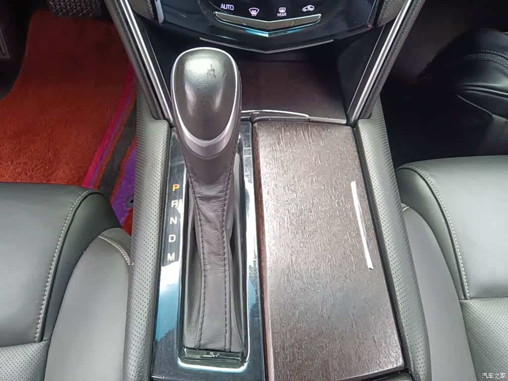 Cadillac XTS, 2018 14