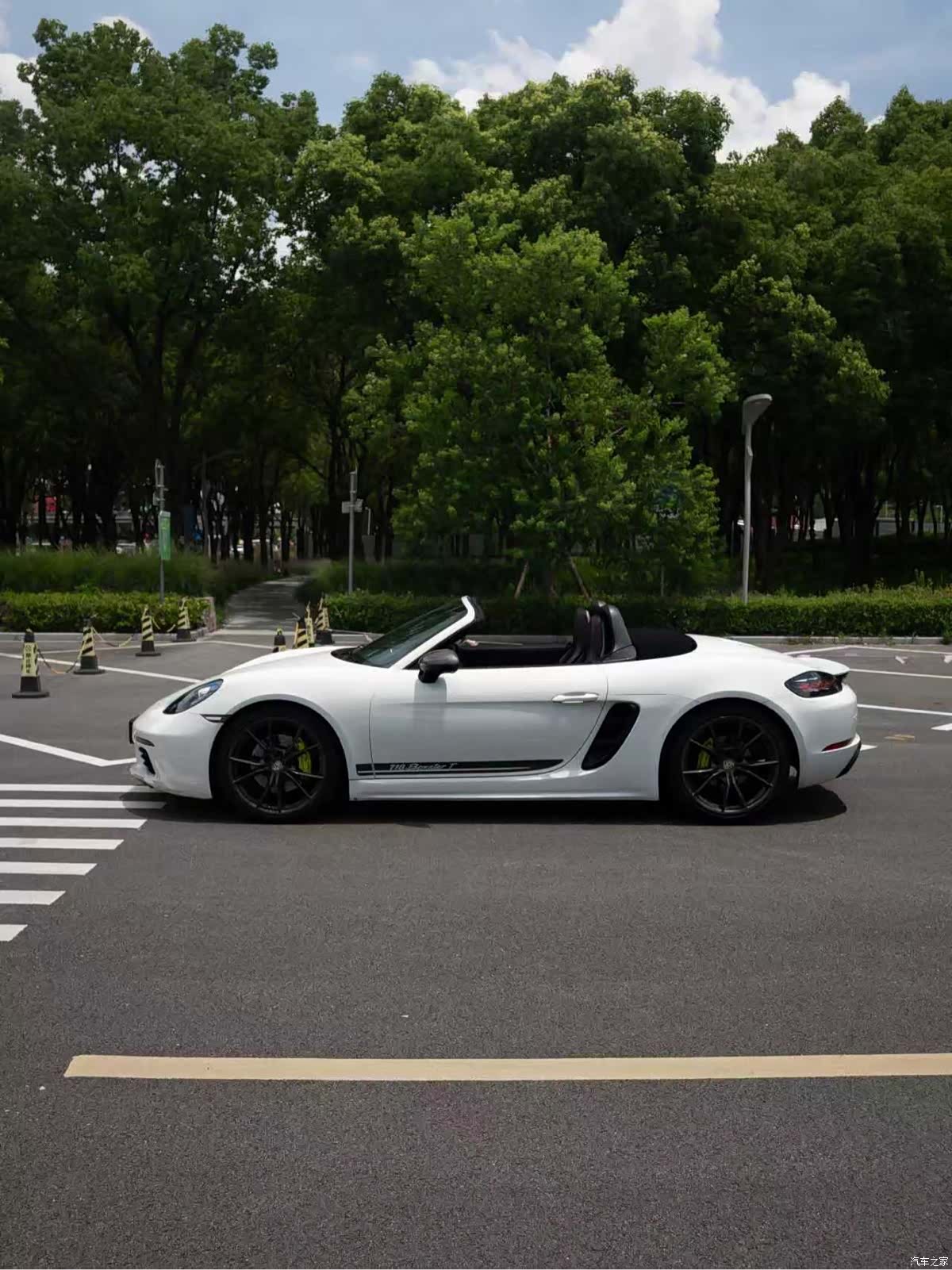 Porsche Boxster, 2020 3