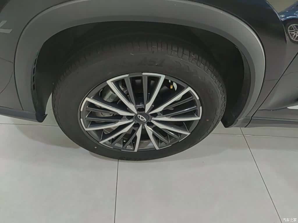 Chery Tiggo 8, 2026 23