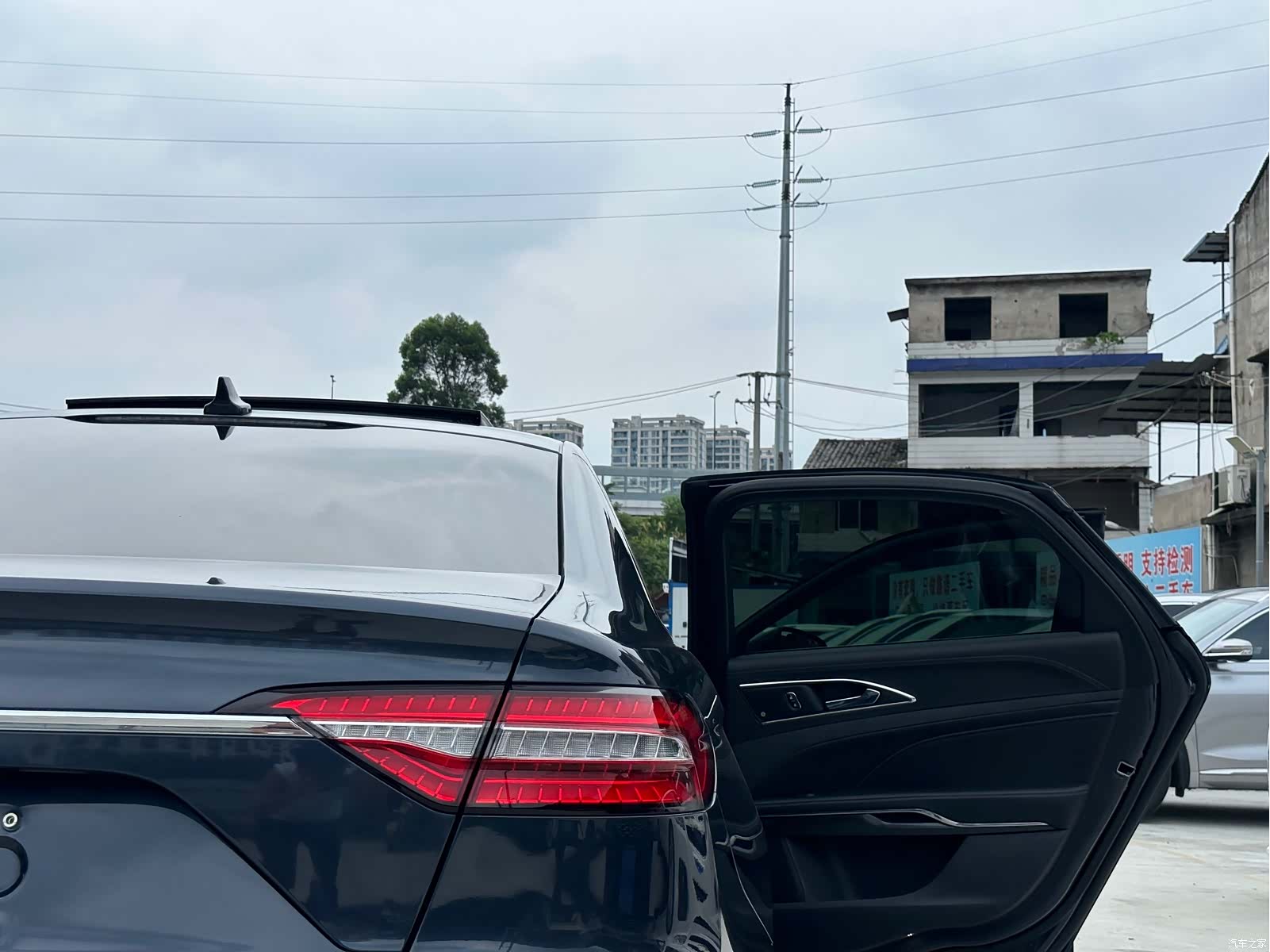 Ford Taurus, 2021 21