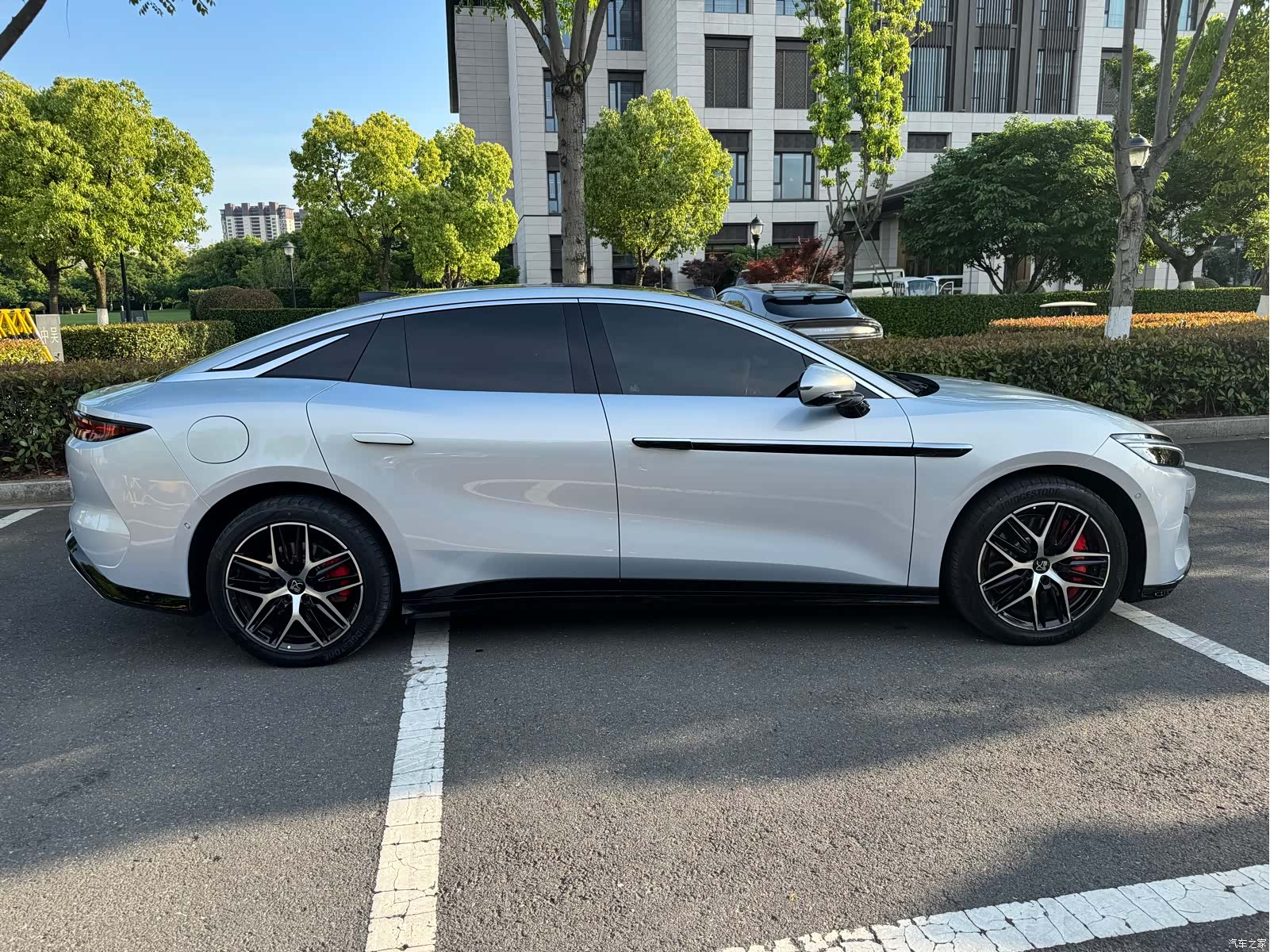 BYD Han, 2025 7