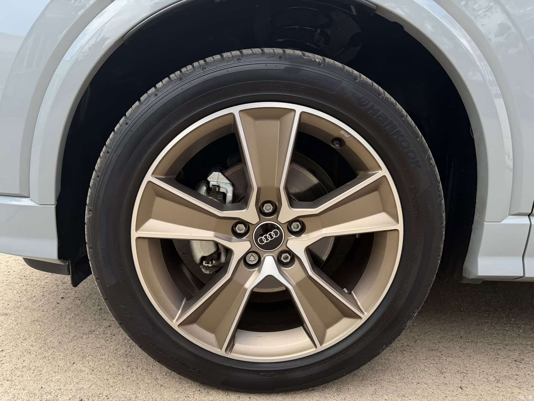 Audi Q2L, 2022 15