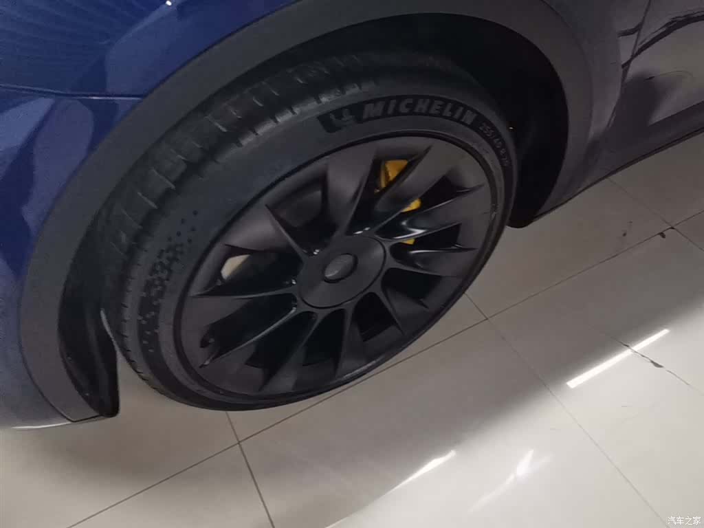 Tesla Model Y, 2021 23