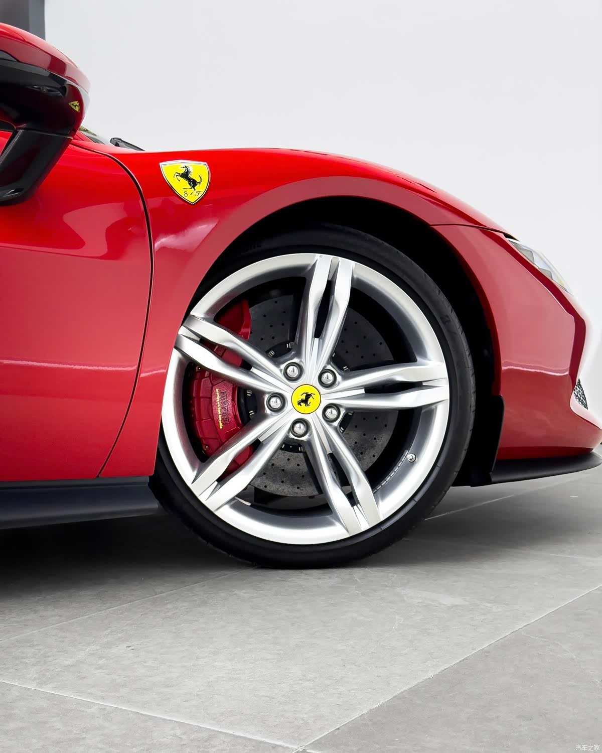 Ferrari 296, 2024 2