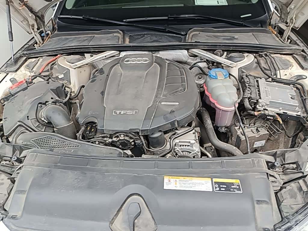 Audi A4L, 2018 20