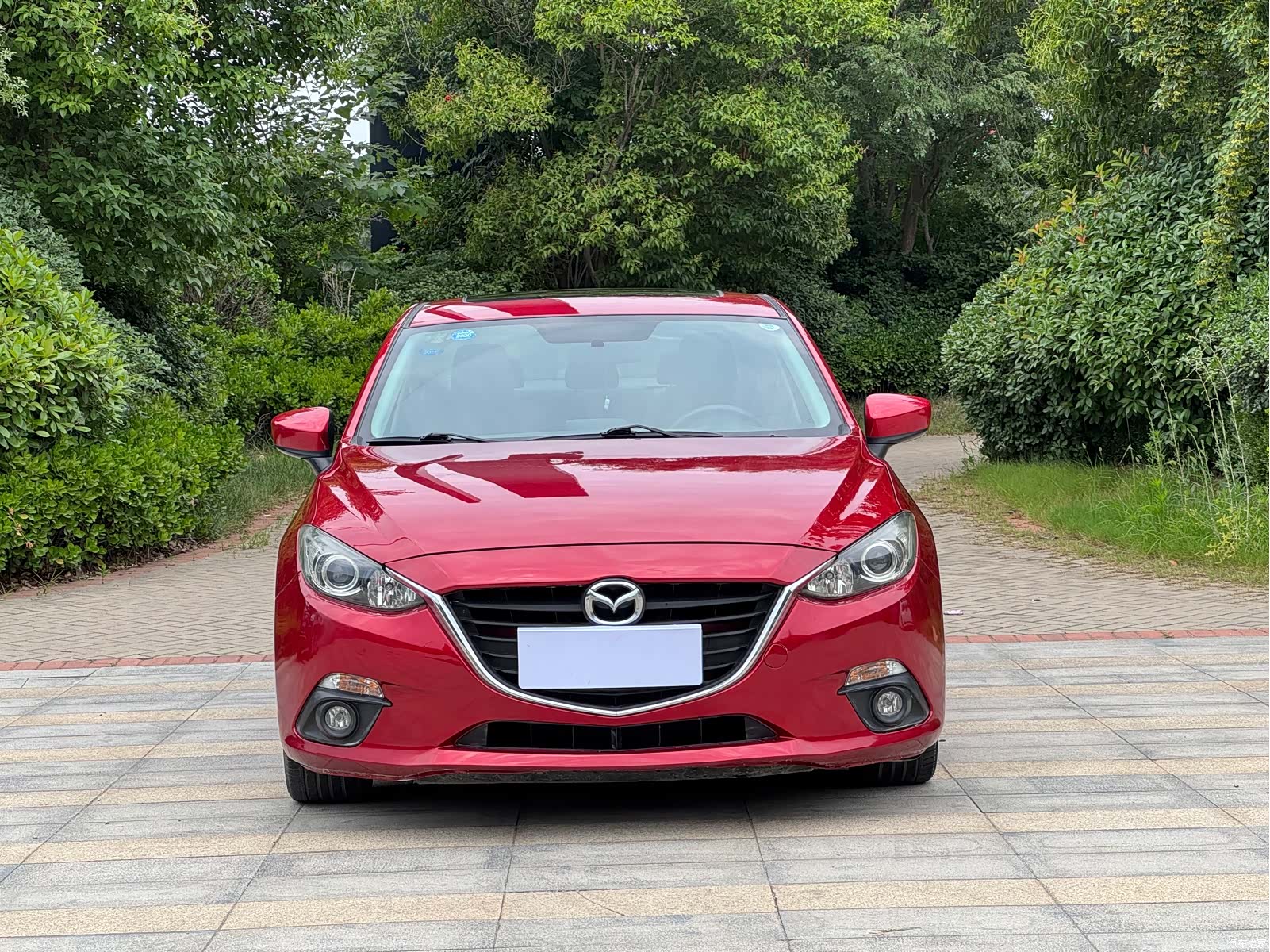 Mazda Mazda3, 2015 2