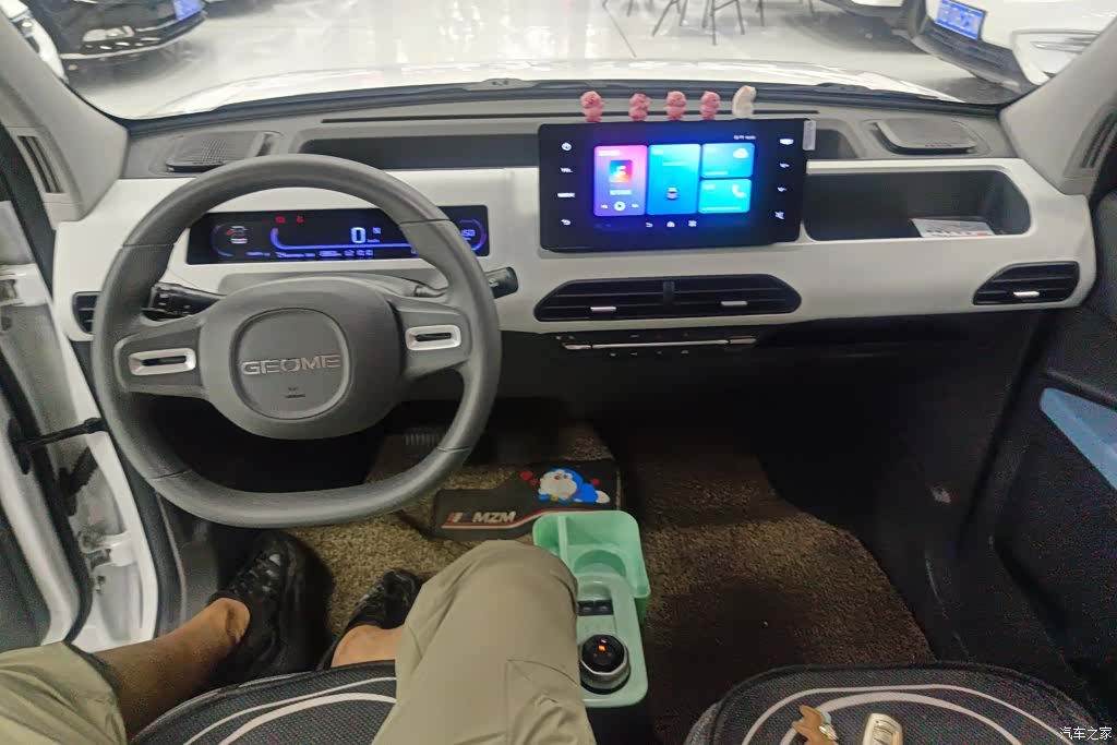 Geely Panda, 2025 12