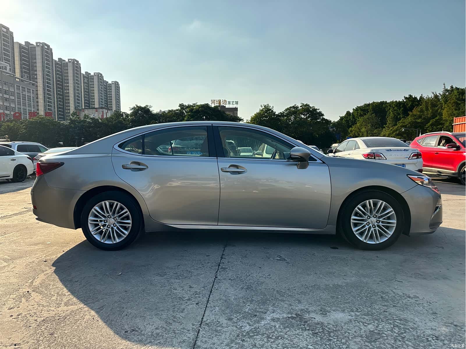 Lexus ES, 2018 15