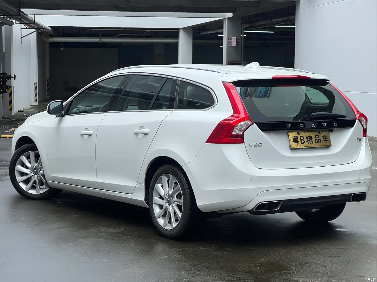 Volvo V60, 2017 4