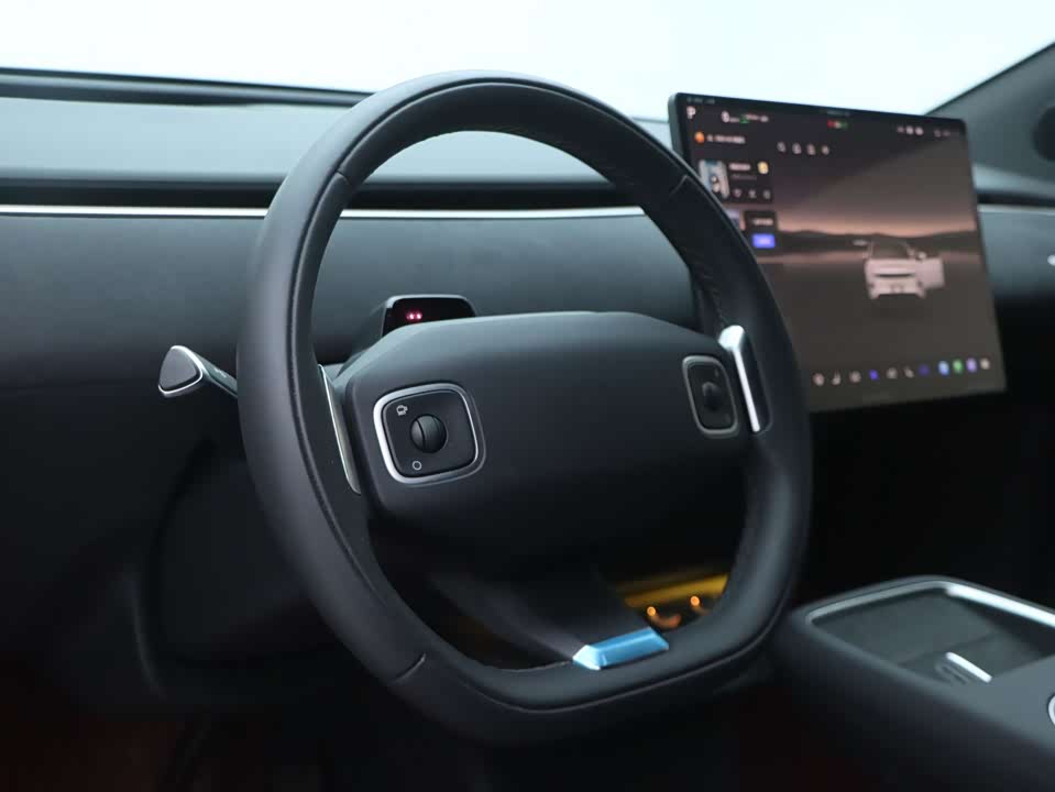 Changan E07