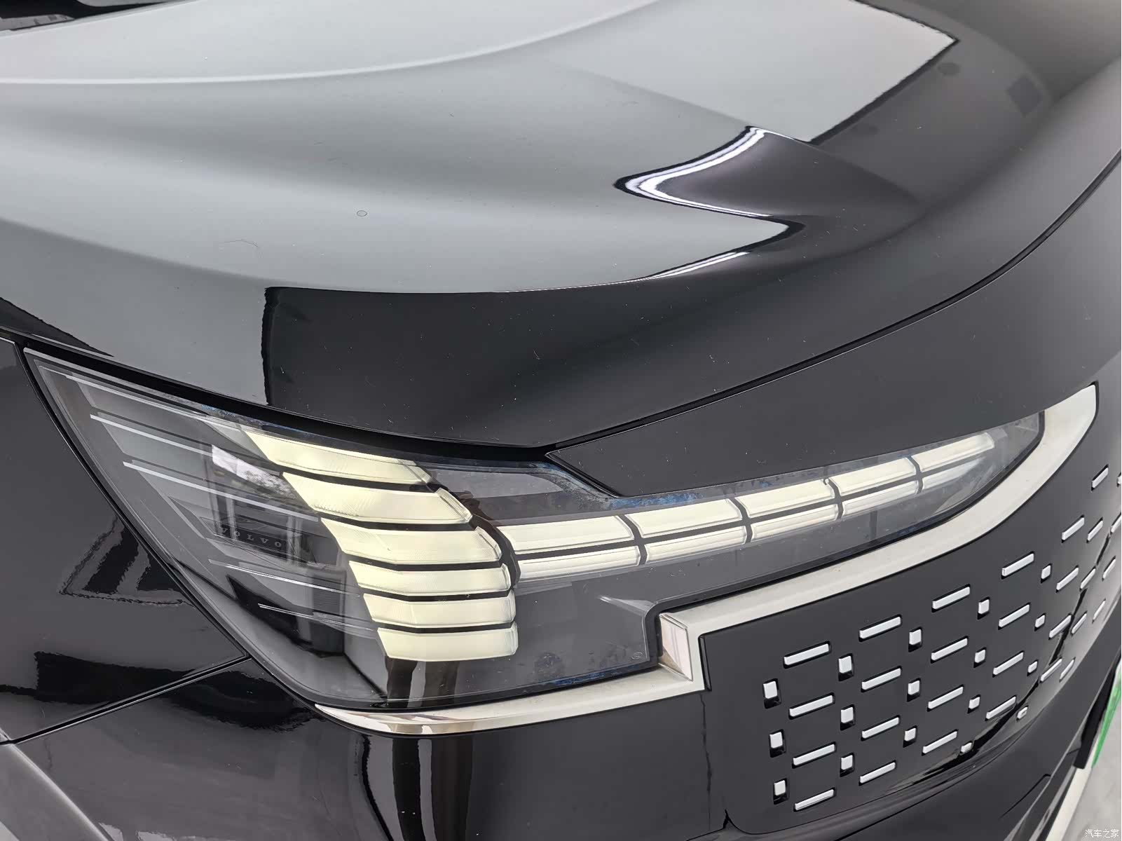 Volvo EM90, 2024 6