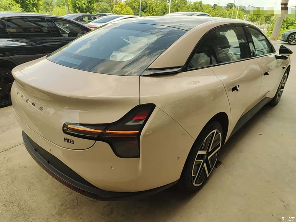 Xpeng Mona M03, 2025 7