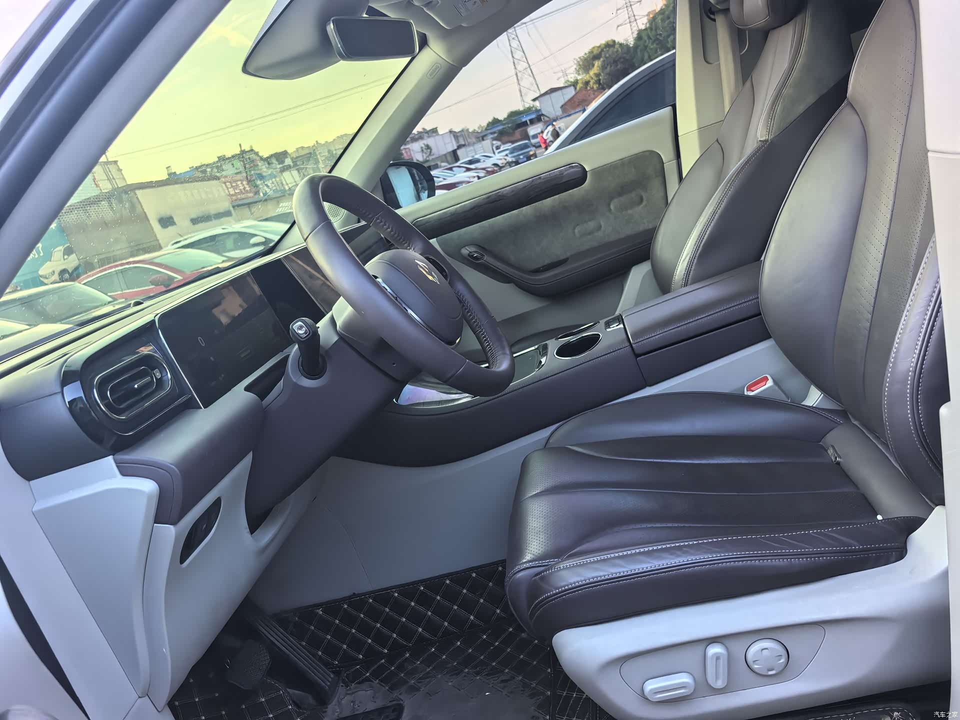 Leapmotor C11, 2022 11