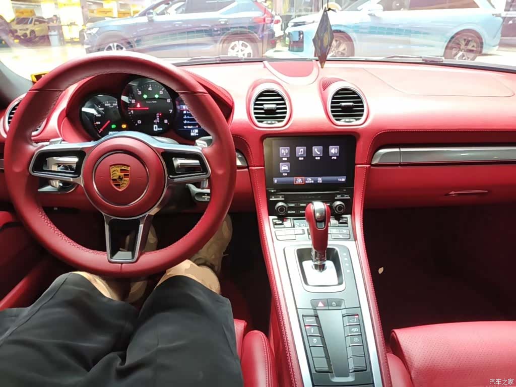 Porsche Cayman, 2021 10