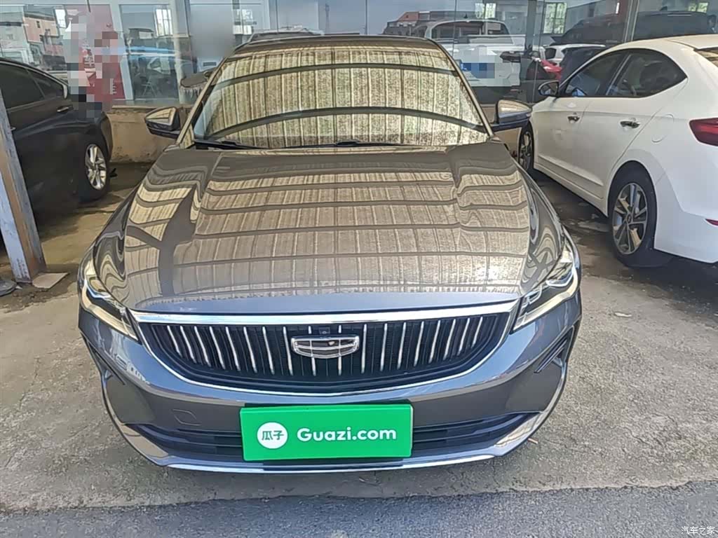 Geely Emgrand, 2023 3