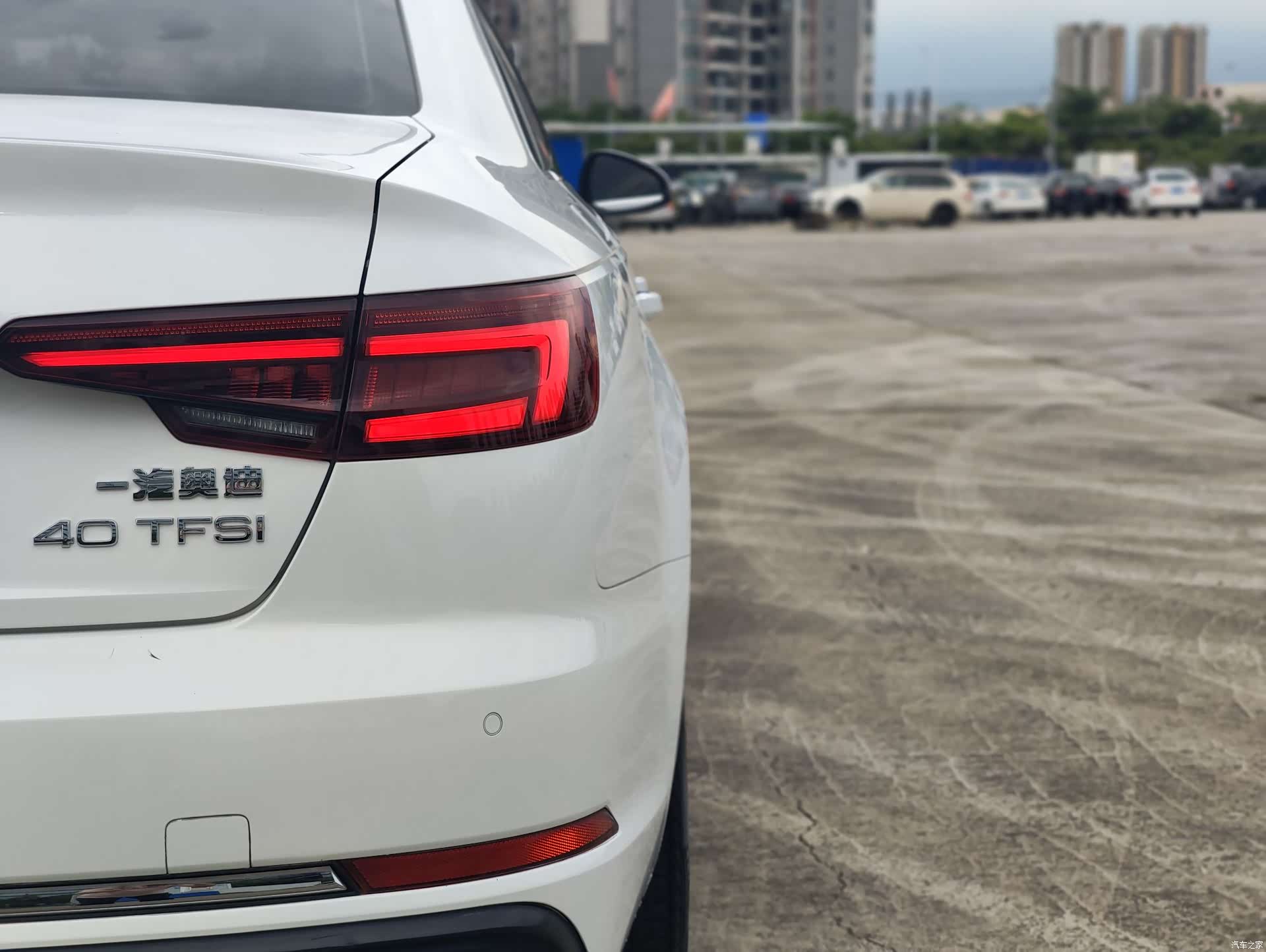 Audi A4L, 2019 8