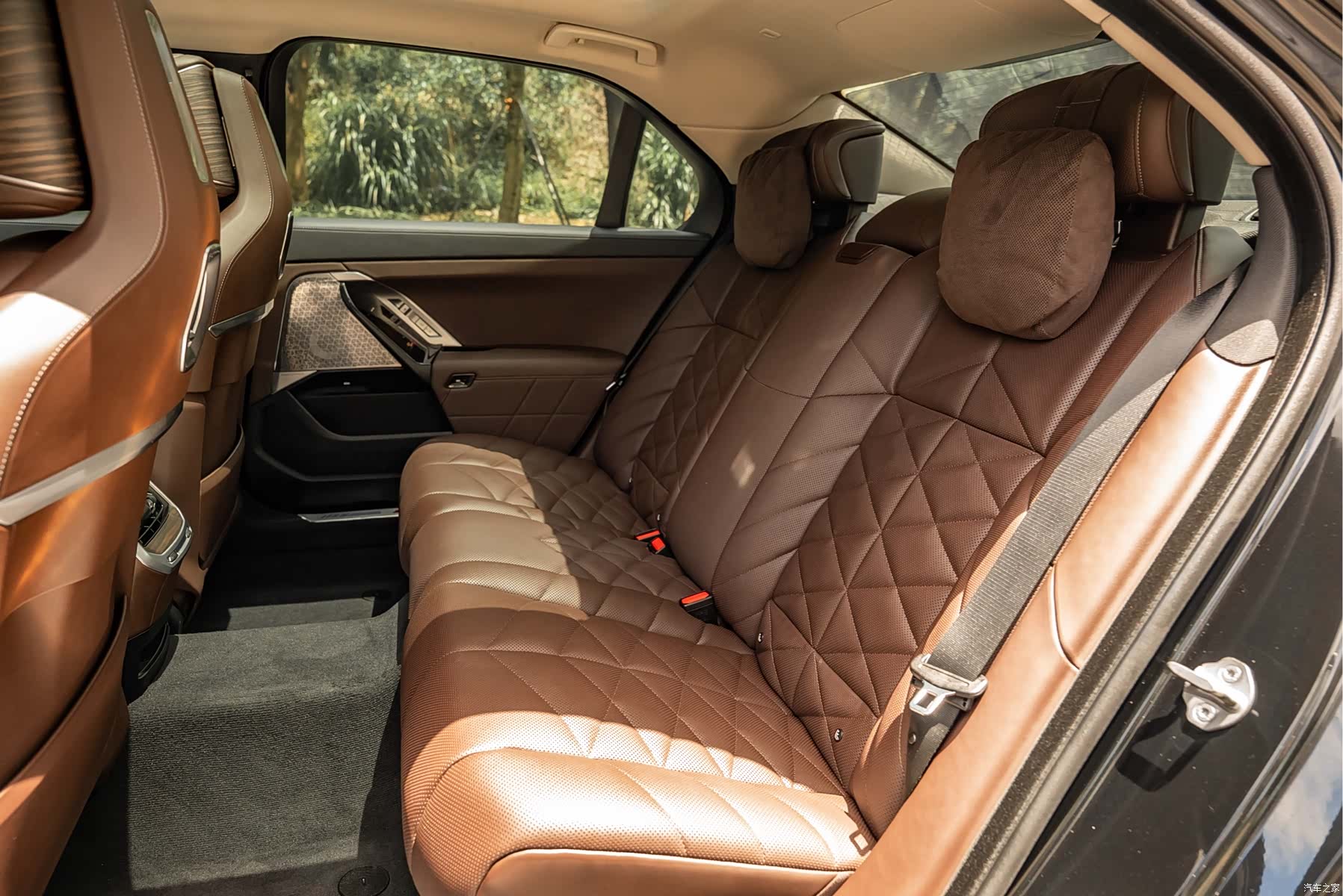 BMW 7 Series, 2025 все фото