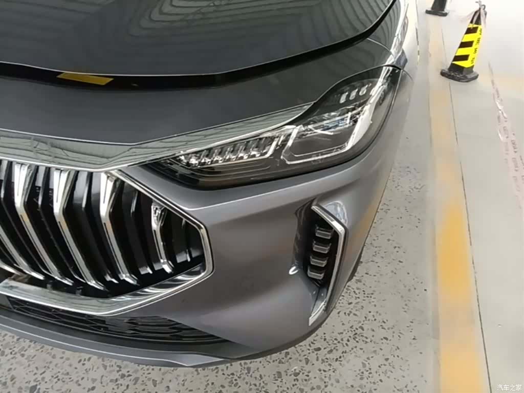 Jetour X70, 2023 24