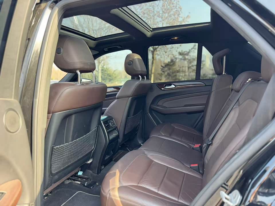 Mercedes-Benz M class