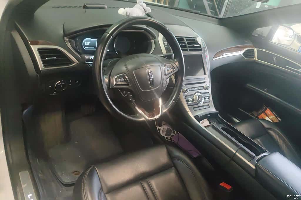 Lincoln MKZ, 2018 12