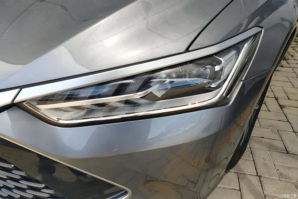 BYD Qin, 2023 все фото
