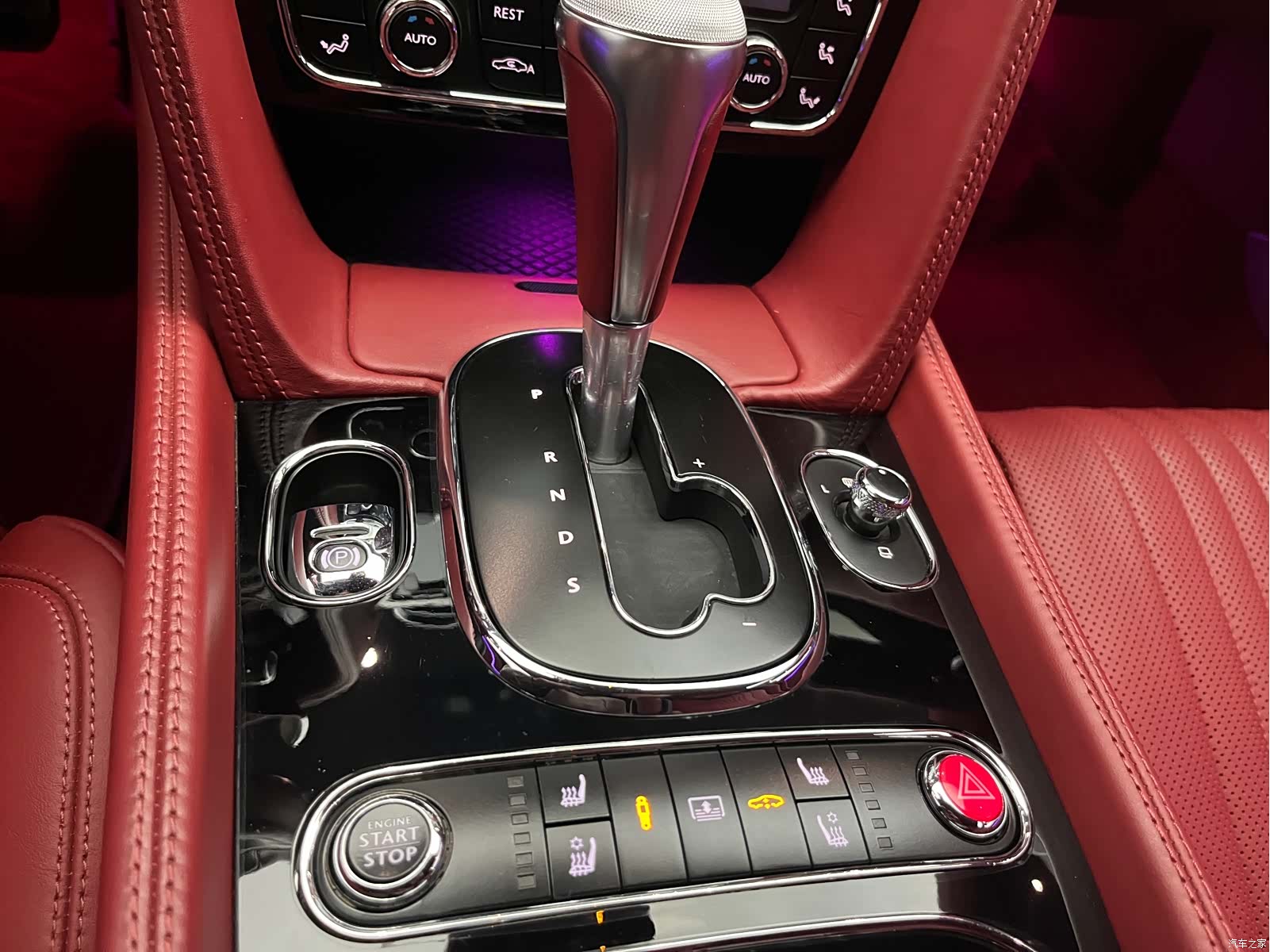 Bentley Flying Spur, 2017 21