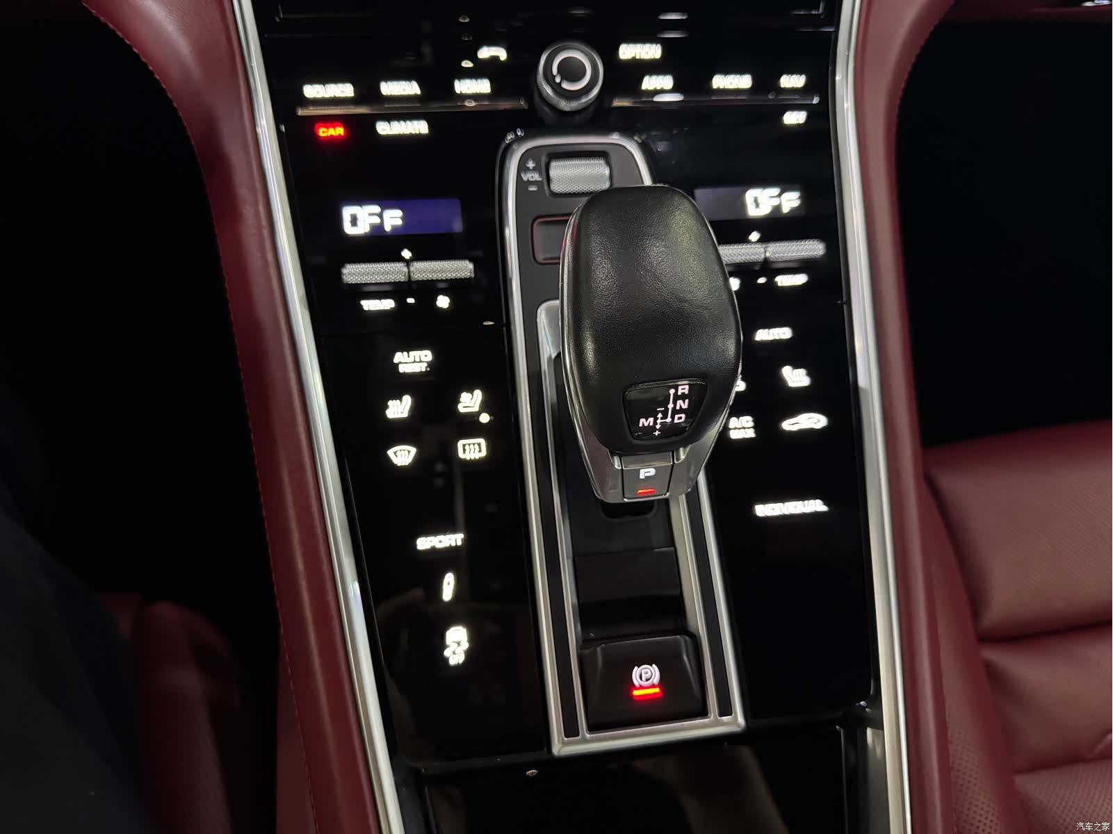 Porsche Panamera, 2018 13
