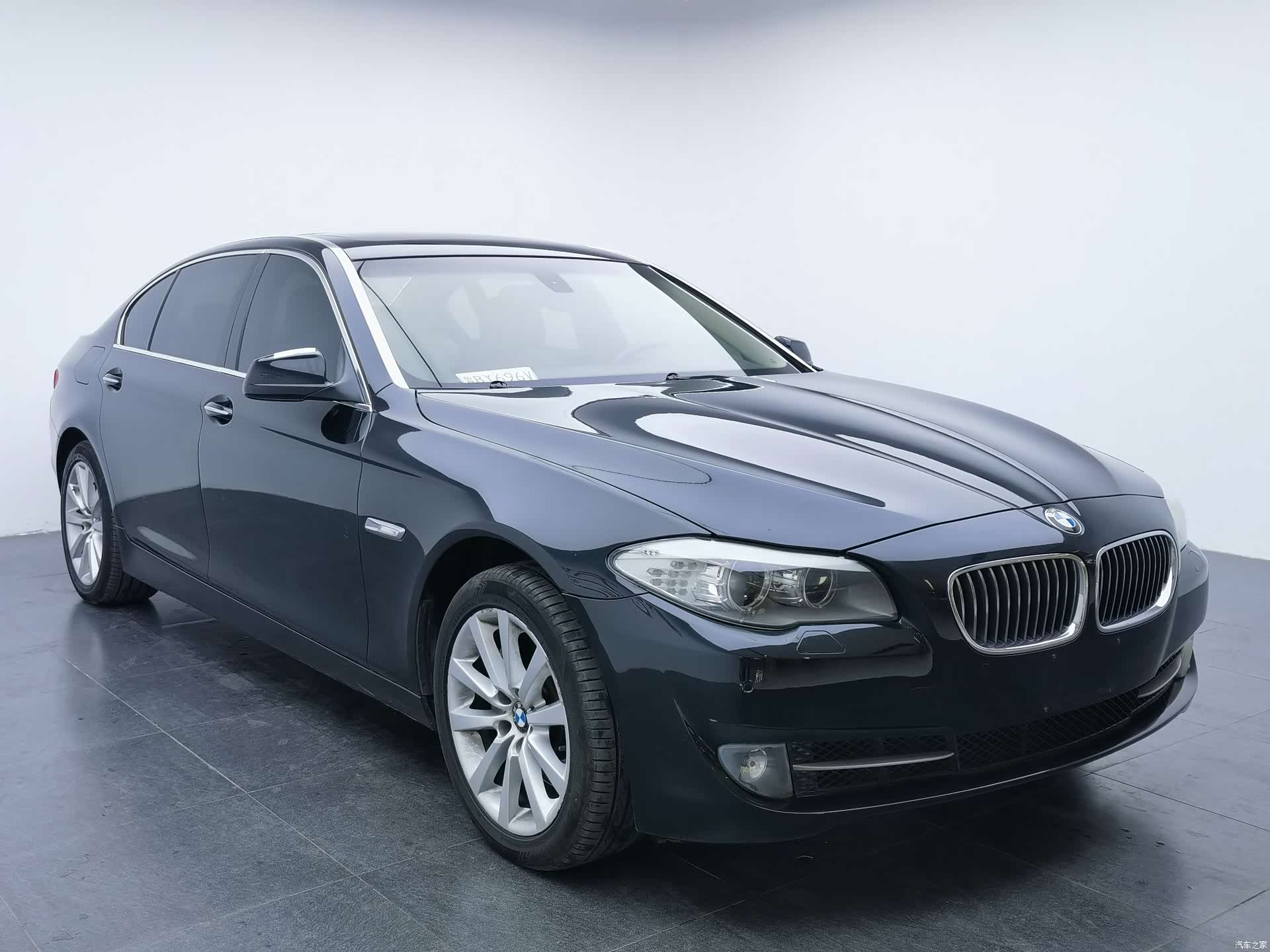 BMW 5 Series, 2011 3