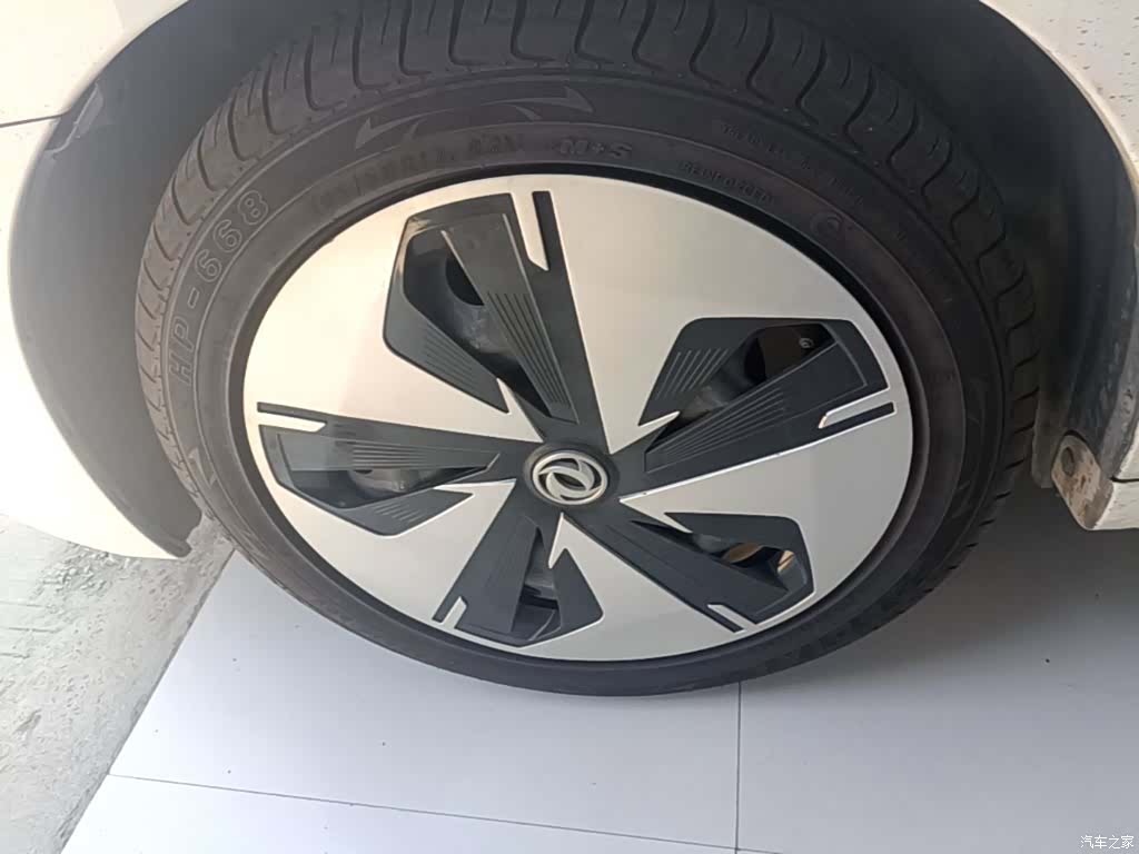 DongFeng E70, 2022 25