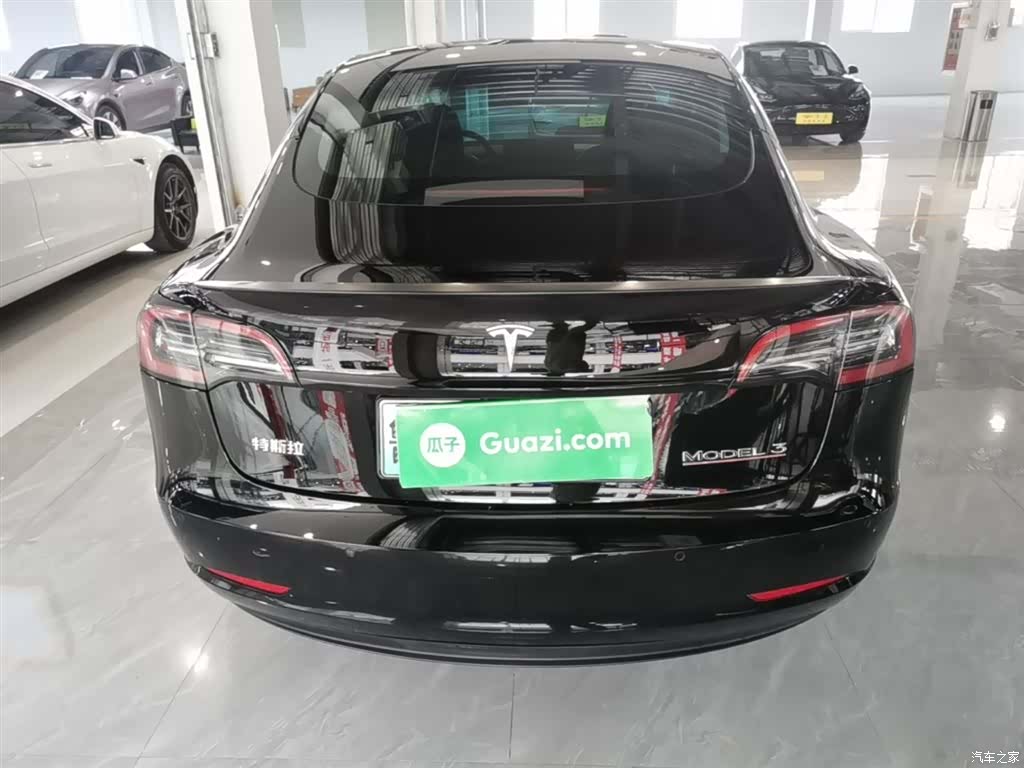 Tesla Model 3, 2022 6