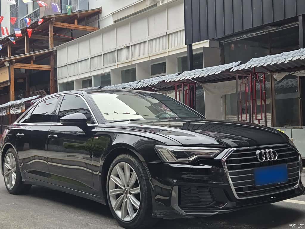 Audi A6L, 2021 все фото