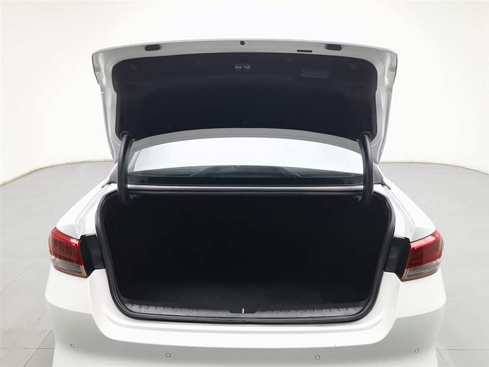 Kia K5 Kia K5