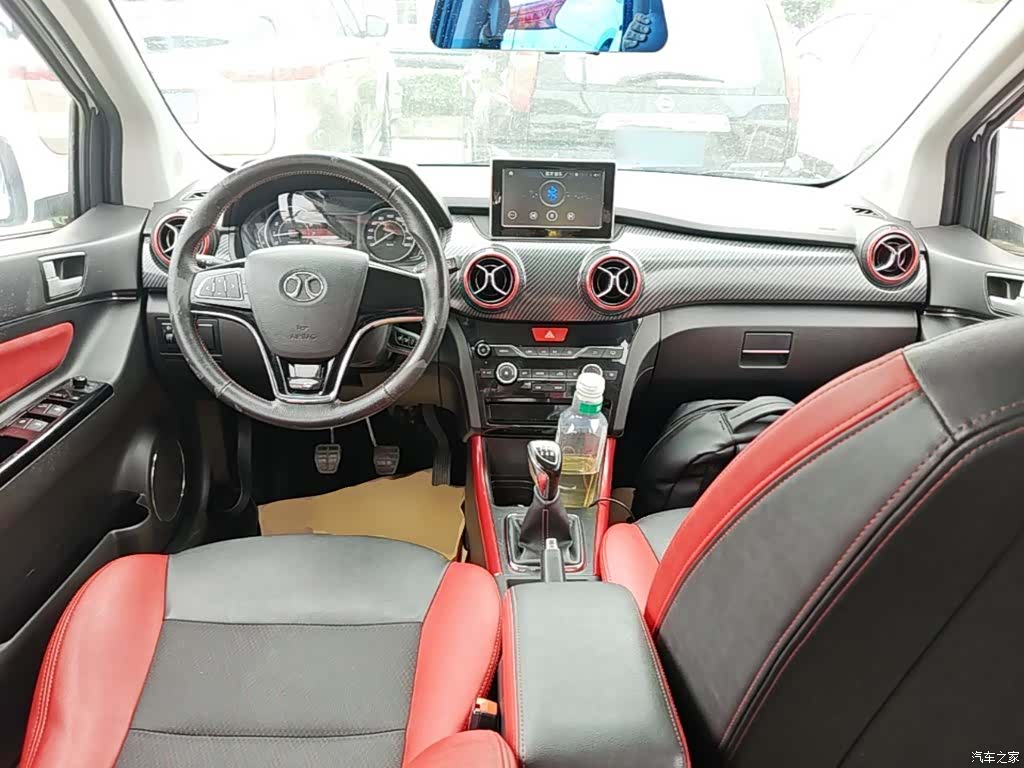 BAIC X25, 2017 10