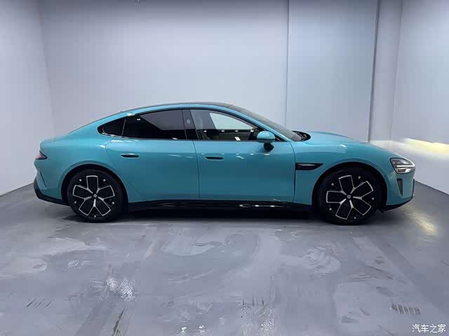 Xiaomi SU7, 2024 7