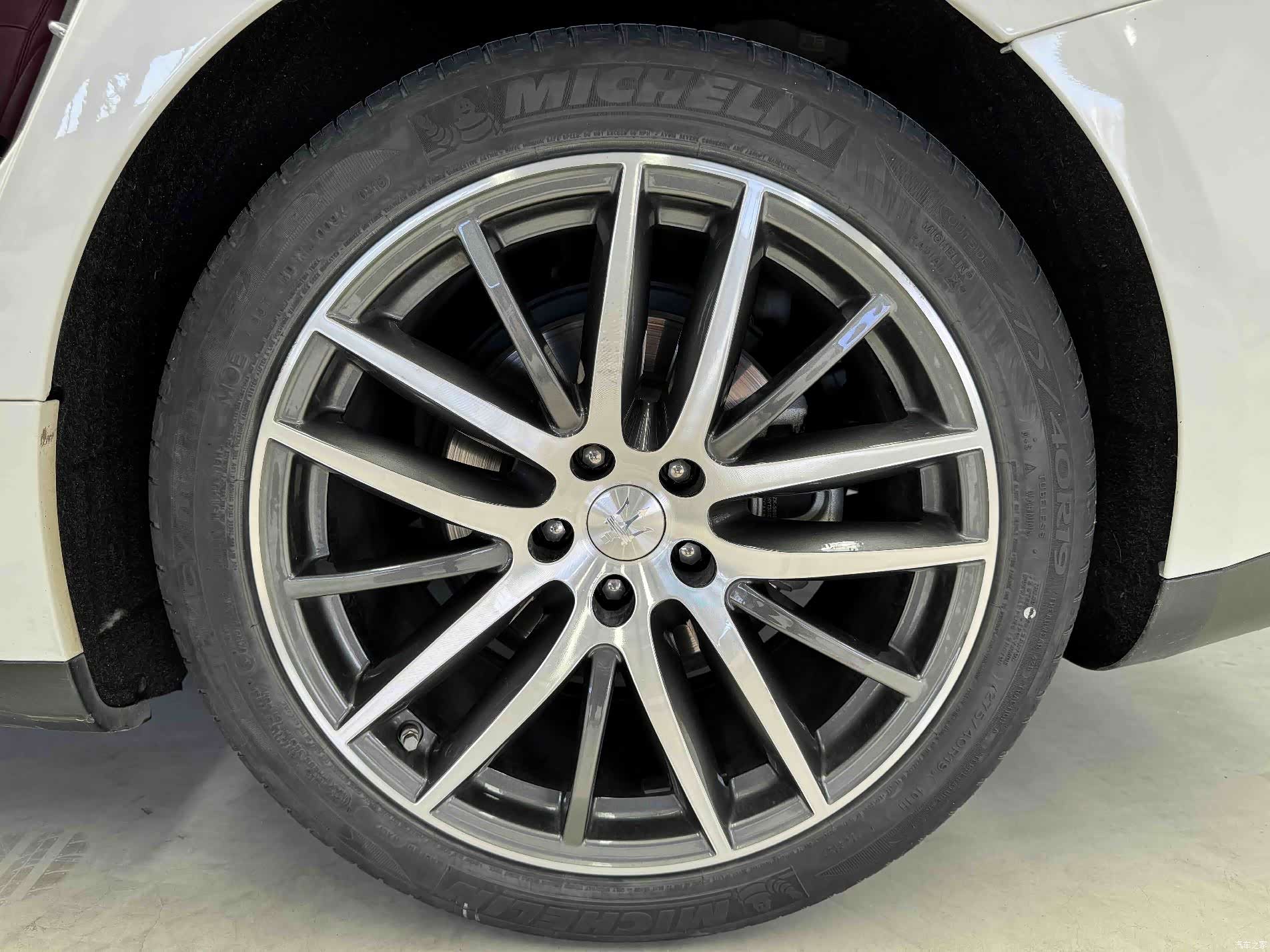 Maserati Ghibli, 2014 8