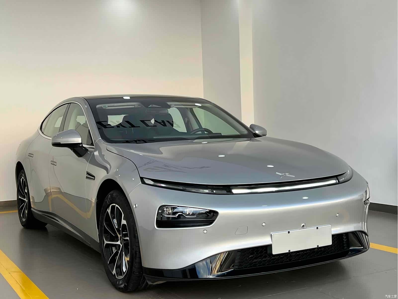 Xpeng P7, 2021 3