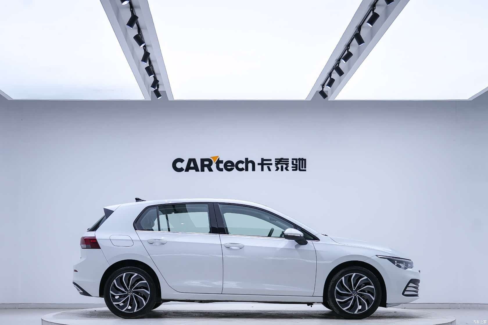 Volkswagen Golf, 2021 все фото