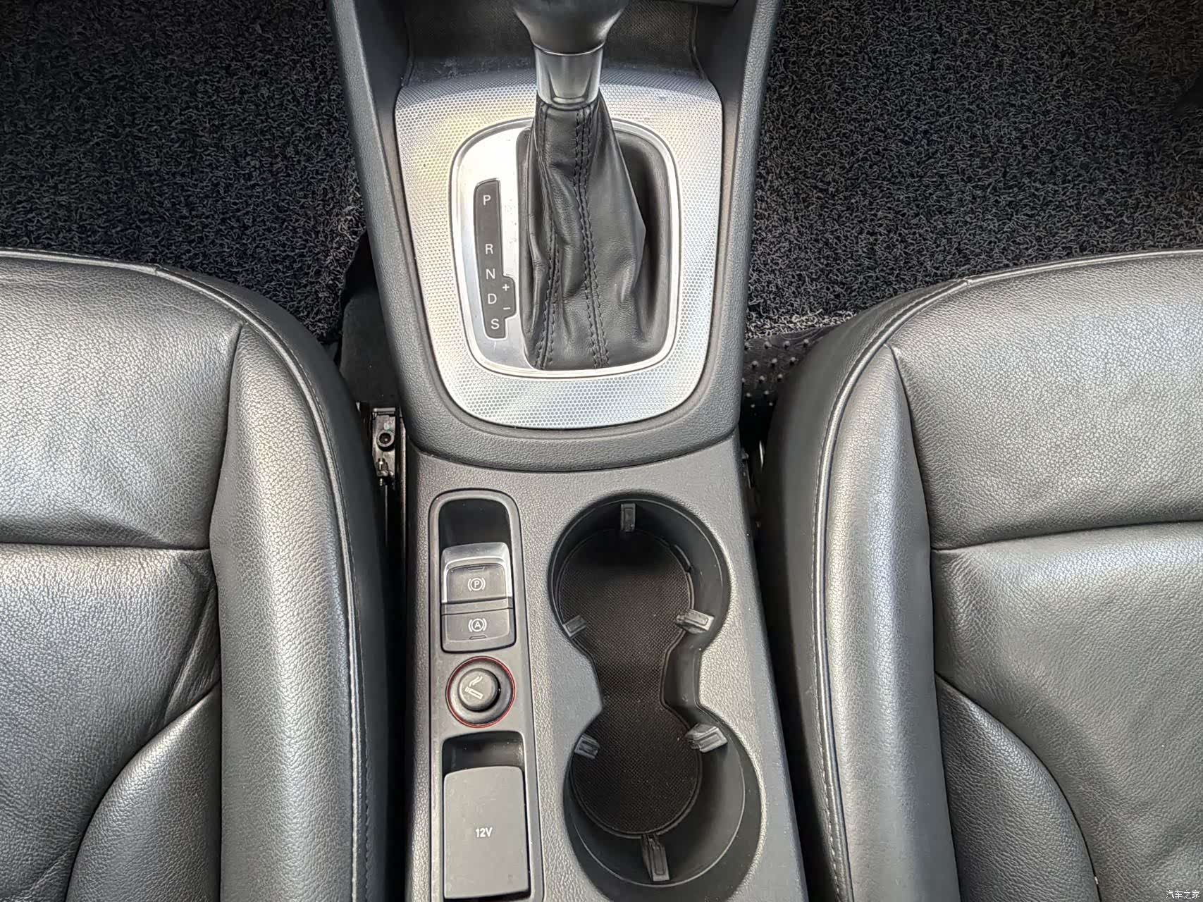 Audi Q3, 2014 13