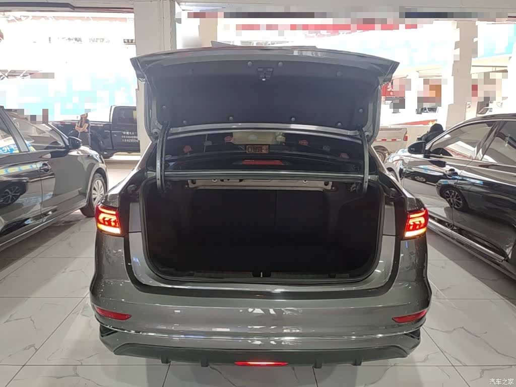 Geely Emgrand, 2021 19